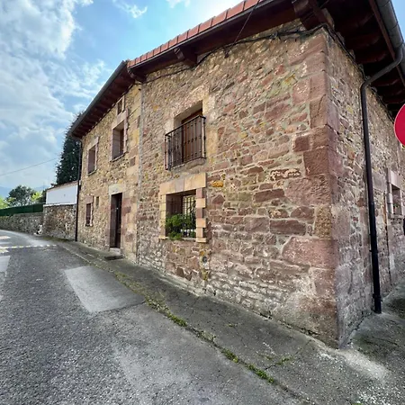 La Casona De Tito Torrelavega
