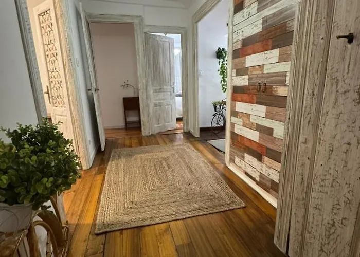 La Casona De Tito Torrelavega