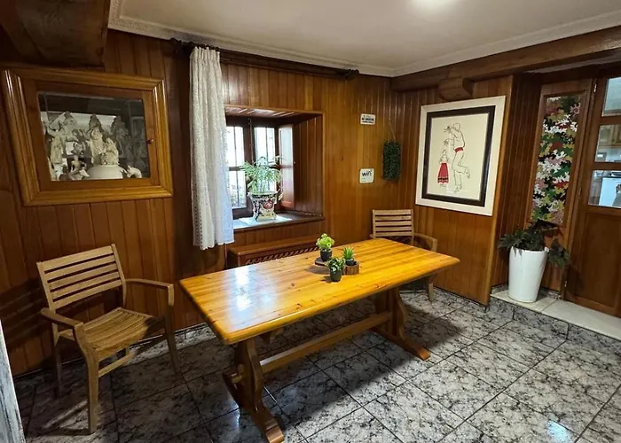 בית נופש La Casona De Tito טורלאבגה