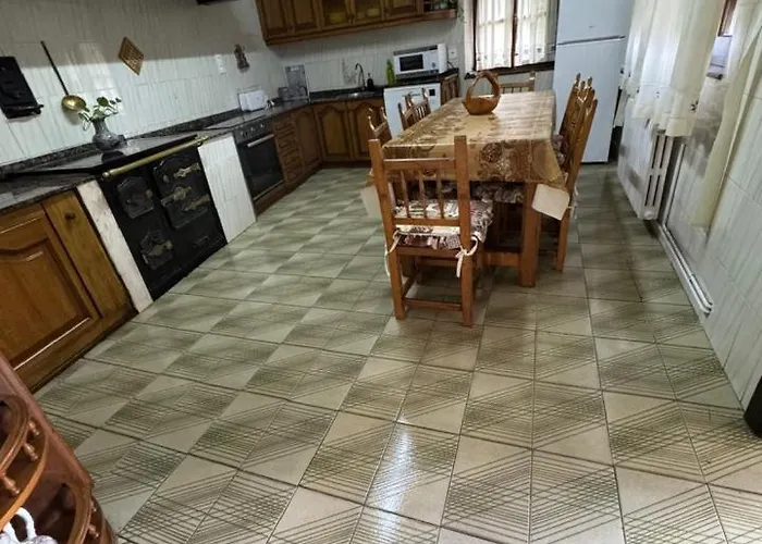 La Casona De Tito Holiday home Torrelavega